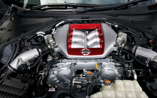 Nissan GT-R Engine