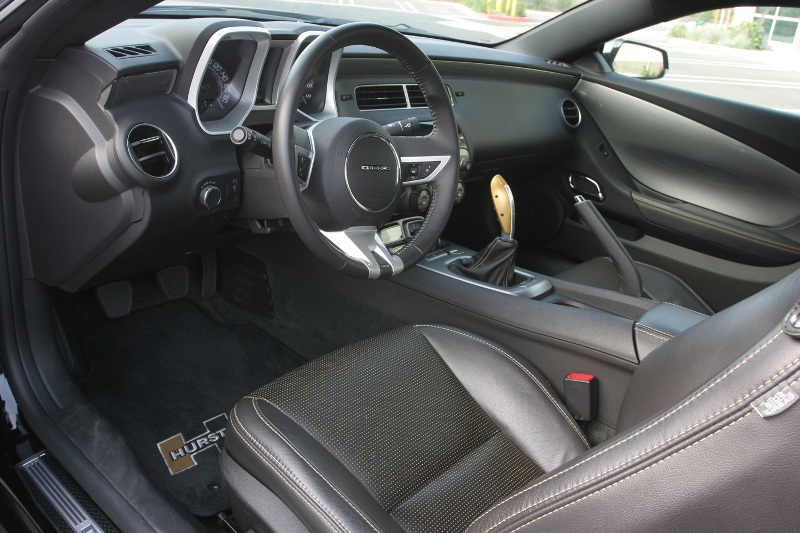 camaro_2014_interior_1