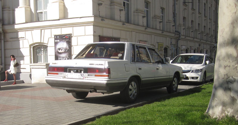 Nissan laurel Крым